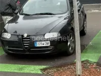 Usado Alfa Romeo 147 Progression 120 CV (88 kW) 2003 Negro Utilitario