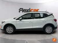 Usado Seat Arona Style 110 CV (80 kW) 2024 Negro SUV
