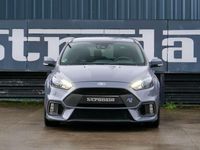 Usado Ford Focus Performance Edition 350 CV (257 kW) 2017 Gris Utilitario