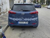 Begagnad Hyundai i20 84 HK (61 kW) 2017 Blå Sedan