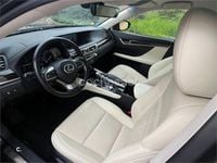 Usado Lexus GS300h Executive Line 223 CV (164 kW) 2016 Negro Berlina