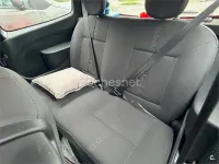 Usado Renault Twingo Dynamique 65 CV (47 kW) 2010 Rojo Utilitario
