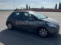 Usado Peugeot 208 Active 82 CV (60 kW) 2014 Marrón Utilitario