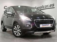 Usado Peugeot 3008 Style 120 CV (88 kW) 2014 Negro Familiar