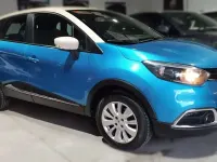 Usado Renault Captur Zen 90 CV (66 kW) 2017 Azul SUV