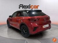 Usado VW T-Roc R-line 150 CV (110 kW) 2023 Rojo SUV