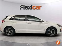Usado Hyundai i30 116 CV (85 kW) 2021 Blanco Utilitario