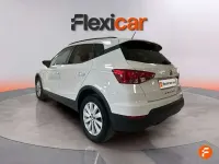 Usado Seat Arona Style 95 CV (69 kW) 2019 Blanco SUV