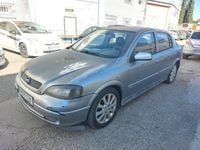Usado Opel Astra Edition 80 CV (58 kW) 2004 Gris Berlina