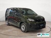 Usado Opel Combo Edition 100 CV (73 kW) 2025 Verde Familiar