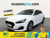 Usado Hyundai i30 Style 140 CV (102 kW) 2018 Blanco Utilitario