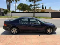 Usado Chrysler Stratus 131 CV (96 kW) 1997 Azul Berlina