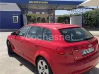 Usado Audi A3 Ambiente 140 CV (102 kW) 2005 Rojo Utilitario