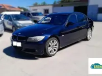 Usado BMW 320 150 CV (110 kW) 2005 Azul Berlina