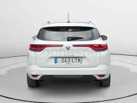 Usado Renault Mégane GrandTour Zen 115 CV (84 kW) 2021 Blanco Familiar