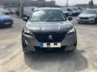 Usado Peugeot 2008 Active 110 CV (80 kW) 2022 Gris SUV