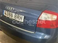 Usado Audi A4 150 CV (110 kW) 2001 Azul Berlina