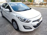 Usado Hyundai i30 100 CV (73 kW) 2014 Blanco Berlina