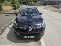 Usado Renault Clio IV Zen 90 CV (66 kW) 2016 Negro Berlina