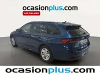 Usado Skoda Octavia Ambition 116 CV (85 kW) 2024 Azul Familiar