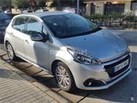 Usado Peugeot 208 Allure 110 CV (80 kW) 2018 Gris / plata Utilitario