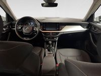 Usado Skoda Kamiq Ambition 110 CV (80 kW) 2023 Blanco SUV