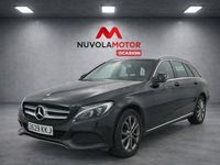 Usado Mercedes C220 194 CV (142 kW) 2018 Negro Familiar