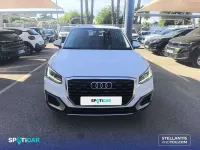 Usado Audi Q2 Design 116 CV (85 kW) 2020 Gris SUV