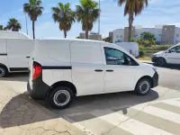 Usado Nissan Townstar Comfort 130 HP (95 kW) 2023 Branco