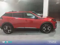 Usado Peugeot 2008 Allure 102 CV (75 kW) 2024 Rojo SUV