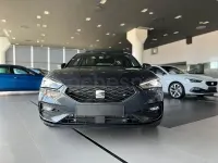 Nuevo Seat Leon FR 150 CV (110 kW) 2026 Gris / plata Berlina