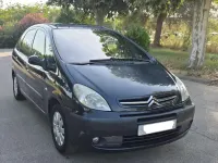 Usado Citroën Xsara Picasso Exclusive 109 CV (80 kW) 2006 Negro Monovolumen