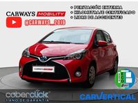 Usado Toyota Yaris Hybrid Active 100 CV (73 kW) 2015 Rojo Berlina