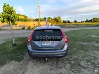 Usado Volvo V60 Momentum 120 CV (88 kW) 2018 Gris / plata Familiar