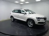 Usado Skoda Karoq Ambition 150 CV (110 kW) 2021 Blanco SUV