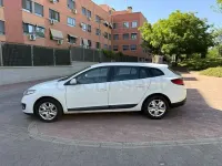 Usado Renault Mégane GrandTour Business 110 CV (80 kW) 2014 Blanco Familiar