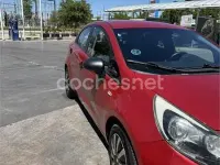 Usado Kia Rio 85 CV (62 kW) 2012 Rojo Berlina