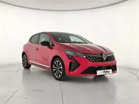 Usado Renault Clio V Techno 100 CV (73 kW) 2025 Rojo Berlina