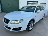 Usado Seat Exeo Sport 143 CV (105 kW) 2009 Blanco Familiar