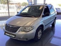 Usado Chrysler Voyager 143 CV (105 kW) 2004 Gris Monovolumen