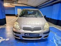 Usado Toyota Yaris T2 75 CV (55 kW) 2003 Gris / plata Berlina