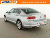 Usado VW Passat Sport 179 CV (131 kW) 2016 Gris Berlina