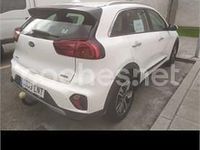 Usado Kia Niro 141 HP (103 kW) 2021 Branco SUV