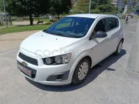 Usado Chevrolet Aveo LT 86 CV (63 kW) 2013 Blanco Berlina
