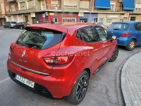 Usado Renault Clio IV Dynamique 90 CV (66 kW) 2013 Rojo Berlina