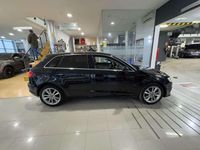 Usado Audi A3 Sportback Premium 116 CV (85 kW) 2015 Naranja Utilitario