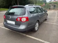 Usado VW Passat Advance 140 CV (102 kW) 2006 Gris / plata Familiar
