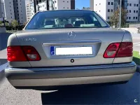 Usado Mercedes E280 Elegance 204 CV (150 kW) 1998 Beige Berlina