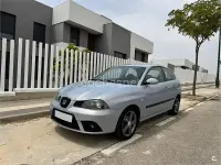 Usado Seat Ibiza Sport 100 CV (73 kW) 2005 Gris / plata Utilitario