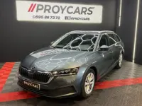 Usado Skoda Octavia Sport 150 CV (110 kW) 2021 Gris / plata Familiar